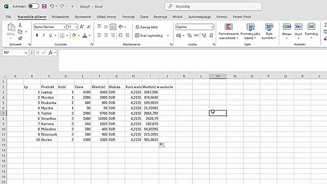 Tabela w Excelu przed formatowaniem - domyślny wygląd bez kolorów i stylu