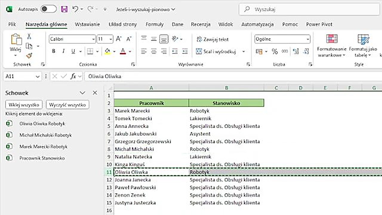 Schowek z kilkoma skopiowanymi wierszami